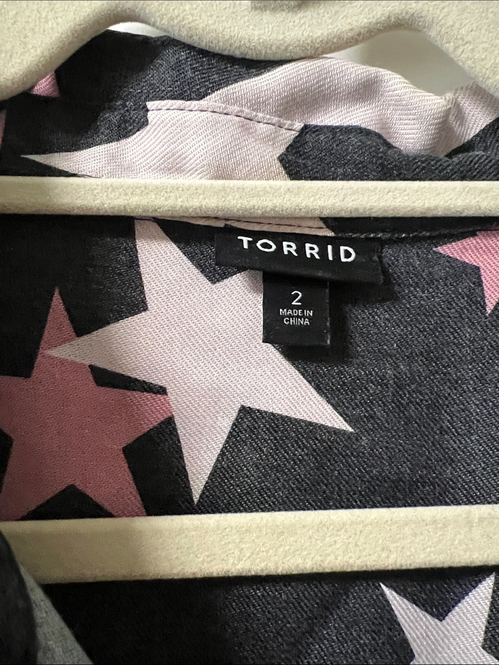 Torrid Star button down - Picture 2 of 4